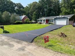 Best Custom Driveway Design  in Lake Holiday, VA